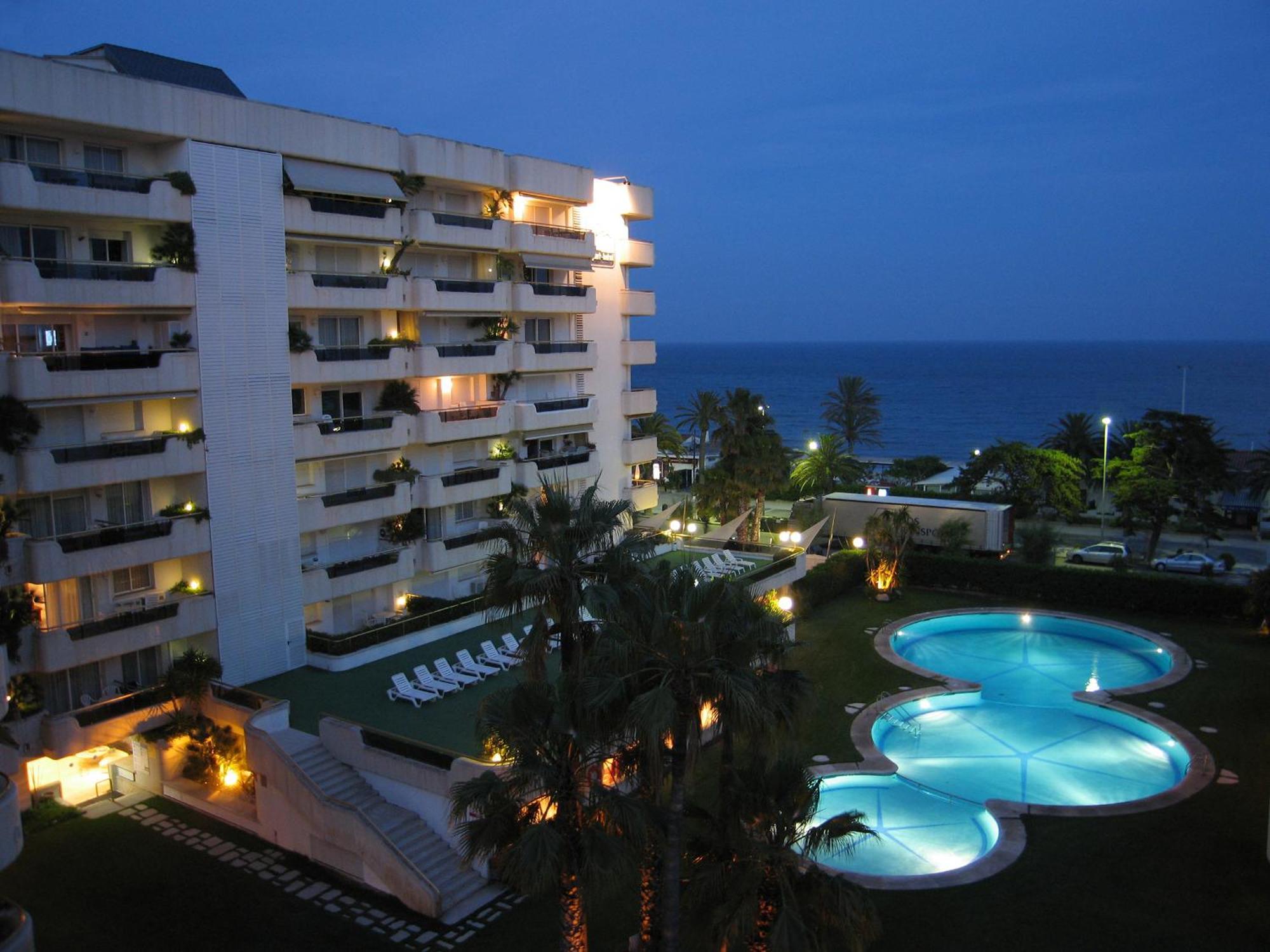 Mediterraneo Sitges Exterior foto