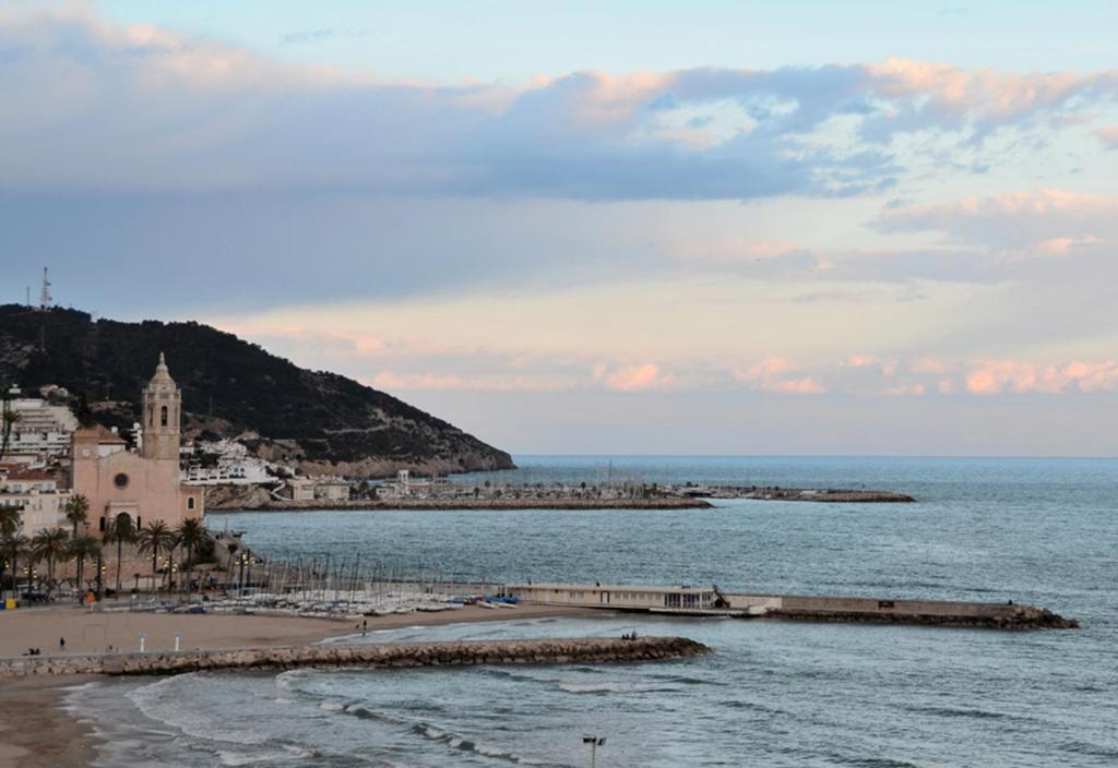 Mediterraneo Sitges Exterior foto